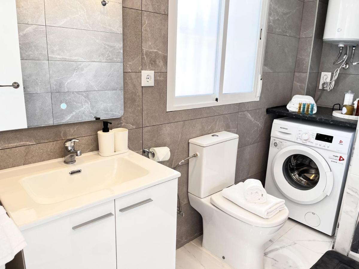 Myflats Deluxe Seafront Lägenhet Arenales del Sol Exteriör bild